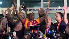 Victor Osimhen Galatasaray için İstanbul'a geldi! Tarihi transfer