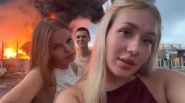 Yanan petrol deposunun önünde video çeken iki kadın gözaltına alındı