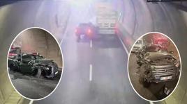 Batman'da feci kaza! TIR'a arkadan çarpan pikap hurdaya döndü