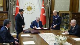 YAŞ kararları açıklandı: Genelkurmay Başkanlığı’na Selçuk Bayraktaroğlu atandı