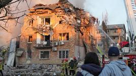Kiev'e gece saldırısı: 1'i çocuk 8 ölü
