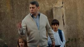 Arka Sokaklar şiddete uğrayan babaya sahip çıkıyor