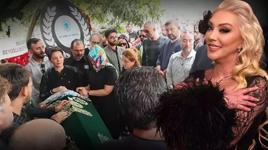 Ünlü sanatçı Güllü son yolculuğuna uğurlanıyor