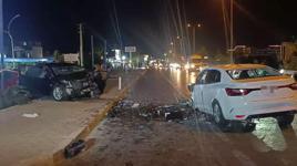 Otomobil yayaya çarptı, ortalık savaş alanına döndü