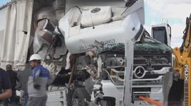 Zincirleme trafik kazasında 3 kişi yaralandı