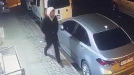 Gaziosmanpaşa'da 'Anneme mesaj attın' cinayeti! Bıçaklı saldırgan kamerada