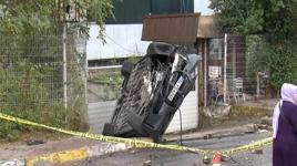 Beylikdüzü'nde kaldırımda yürüyen yayaya otomobil çarptı