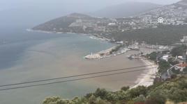 Sağanak ve fırtına hayatı olumsuz etkiledi