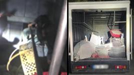 Kamyonetteki gizli bölmede 11 kaçak göçmen yakalandı