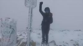 Uludağ'da mevsimin ilk kar yağışı etkili oldu