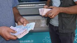 Sahibini bekleyen para! Kentte ilginç olay