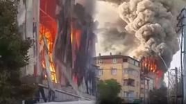 Dilovası'nda depo yangını! Alevlere müdahale sürüyor