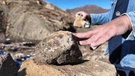 Köylüler yıllardır sıradan bir taş zannetti! Gerçek şaşkına çevirdi