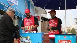 Milli Piyango’nun 800 milyon TL’lik rekor ikramiyesine büyük ilgi