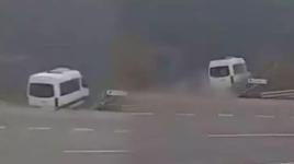 Nurdağı’ndaki feci kazanın görüntüleri ortaya çıktı! İşçi servisi şarampole uçtu