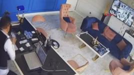 Antalya'da 4.9 büyüklüğünde meydana gelen deprem anı kamerada