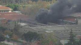 Bakırköy'de tekstil fabrikasında korkutan yangın! Ekipler sevk edildi