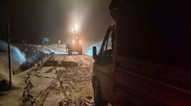 Muş’ta 5 araç mahsur kalmıştı! 13 kişi kurtarıldı