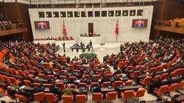 AK Parti Terörsüz Türkiye süreci raporunu TBMM Başkanlığı’na sundu