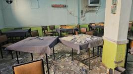 Çay içerken felaketi yaşadılar! Kıraathanede tavan düştü: 2 yaralı