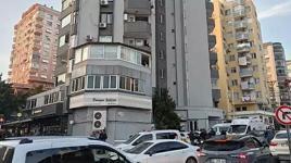 Evini teslim etmeyen müteahhidin oğlunu öldürüp, yaşamına son verdi