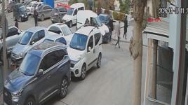 Husumetli olduğu aileye sokak ortasında kurşun yağdırdı: 1 ölü, 3 yaralı