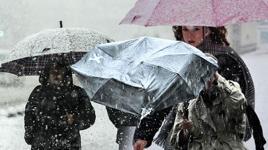 Meteoroloji ve AKOM’dan yeni uyarı! 63 kentte alarm verildi: Fırtına, sağanak ve kar geliyor