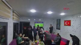 Osmaniye’de itfaiyecilerin Süper Kupa final maçı sırasında göreve çıkışı kamerada