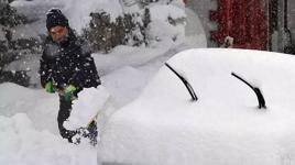 Beyaz felaket! Kar kalınlığı 4 metreye ulaştı: Yüzlerce köye ulaşım kapandı