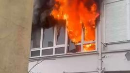 Ayvalık’ta evde büyük panik: Buzdolabı patladı, alevler evi sardı