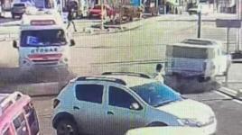 Kaza ucuz atlatıldı! Bir anlık dikkatsizlik...