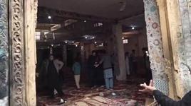 Pakistan'da Cuma namazı sırasında camide şiddetli patlama!