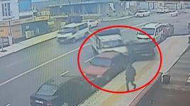 Çorum'da kamyonet park halindeki araçlara çarptı