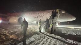 64 kişilik yolcu uçağı kayarak pistten çıktı! 2 buçuk saatlik zamanla yarış