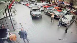 33 yıllık ortaklık silahla bitti! Maslak Oto Sanayi’de dehşet: Tehdit etti, yarı çıplak kaçtı