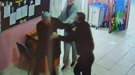Ahlat'ta dehşete düşüren görüntü! 2 okul müdürüne saldırdı