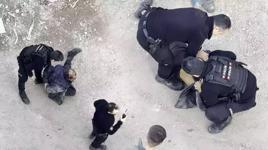 Kadınlara ve araçlara saldıran zihinsel engelli yakalandı