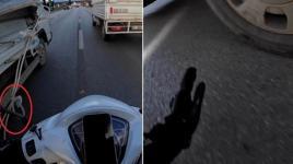 Seyir halinde, kamyonetten sarkan ipe dolanan motosikletli dehşeti yaşadı