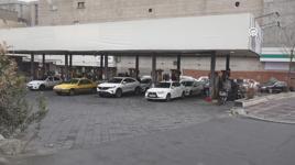 Tahran’daki benzin istasyonlarında kuyruk oluştu