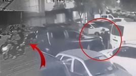 Kağıthane’de sokak ortasında silahlı saldırı! 'Ne bakıyorsun' tartışması kurşunla bitti