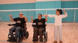 Aileler karşı çıktı, onlar vazgeçmedi! Engelli çift için 'yapılamaz' denilen her şey onların düşmanı