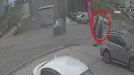 Kocaeli'de çapışan araçlardan biri takla attı