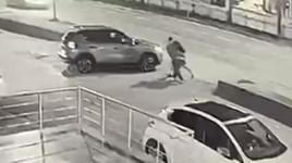 Dehşet anları kamerada! İş arkadaşını 9 bıçak darbesiyle katletti