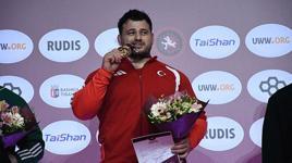 Cumhurbaşkanı Recep Tayyip Erdoğan'dan Rıza Kayaalp'e tebrik!