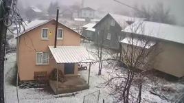 Bahar ortasında kar sürprizi! İstanbul'un yanı başı beyaza büründü