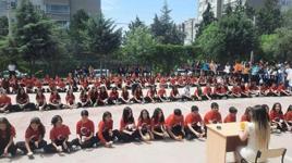 9 kişinin hayatını kaybettiği Ayser Çalık Ortaokulu'nda sessiz 23 Nisan