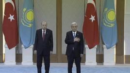 Cumhurbaşkanı Erdoğan, Kazakistan’da resmi törenle karşılandı