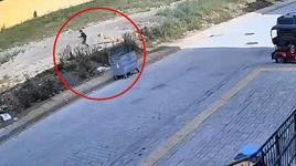 7 yaşındaki Yiğit’in korku dolu anları kamerada! Sokak köpekleri kovaladı: Geceleri ağlayarak uyanıyor