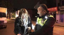 Isparta'da alkol denetiminde gülümseten anlar! Cezayı duyan sürücünün tepkisi izleyenleri güldürdü