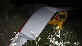 Kapadokya'da acil iniş yapan microlighttaki pilot ve yolcu yaralandı